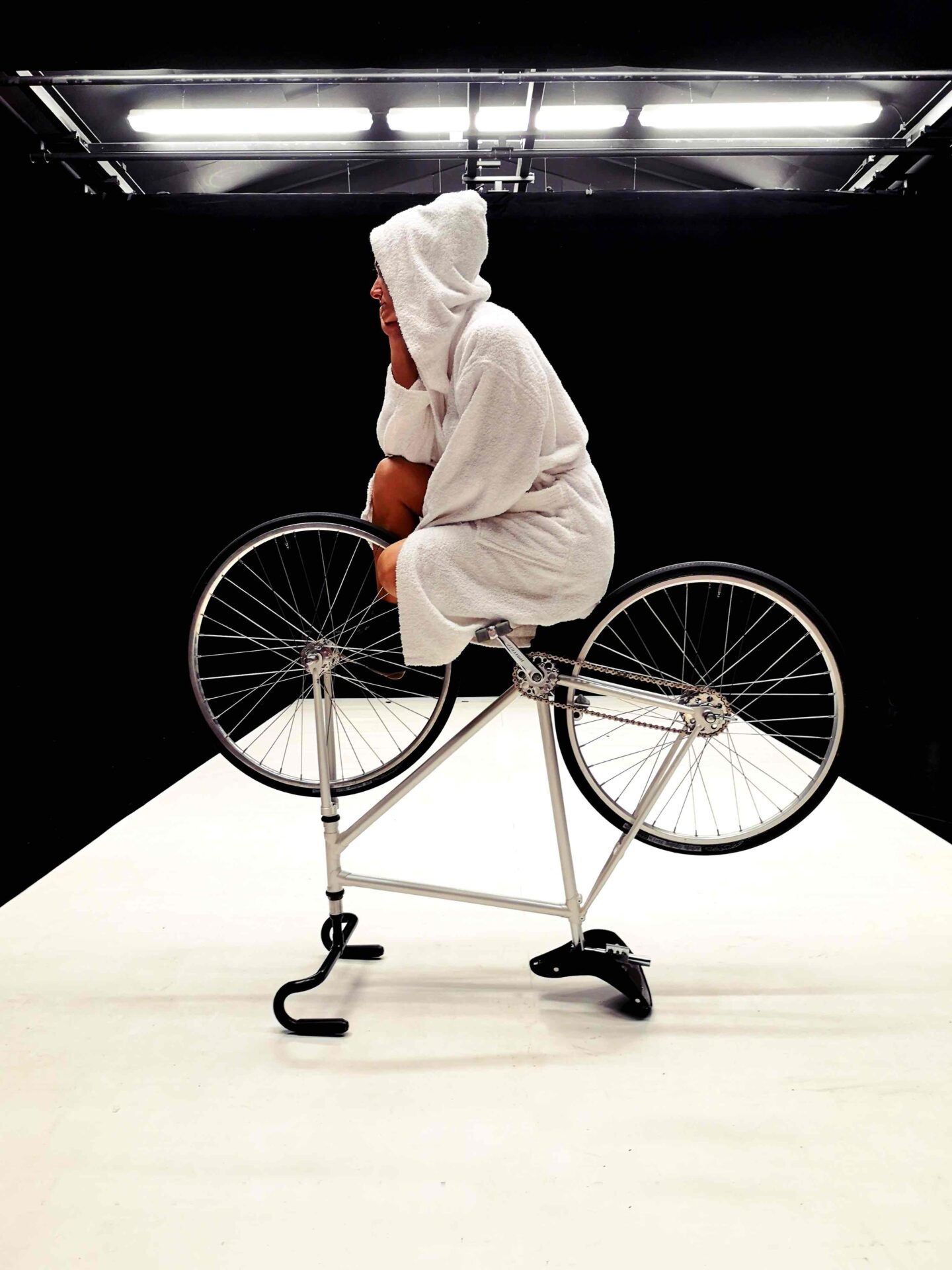 RE RIGA! FESTIVAL: “Mentir lo mínimo” BY ALTA GAMA (8+) - cirks.lv